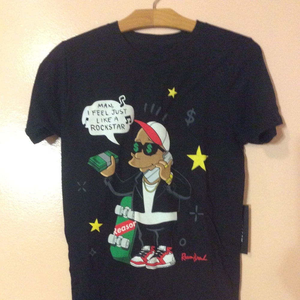 Men’s Graphic Tee. Size S New w/o tags Never worn